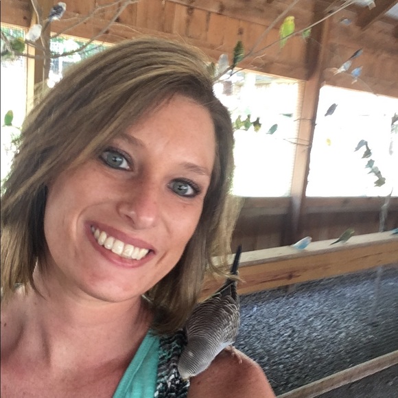 Meet your Posher, Helen - Picture 1 of 1